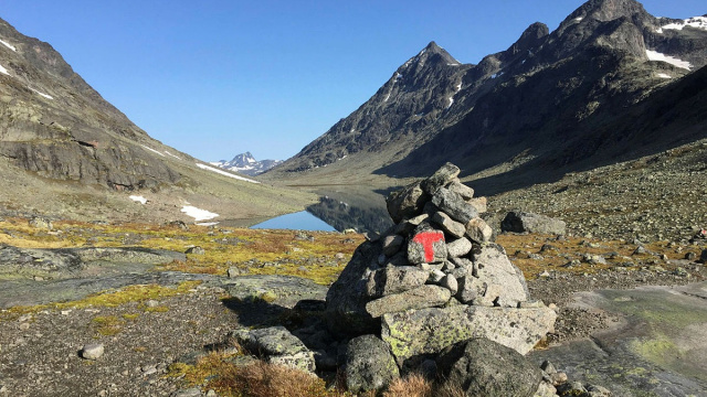 Monte Knutsholstind