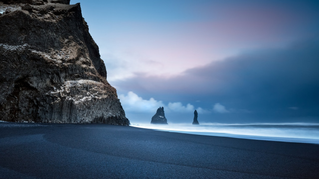 Reynisfjara Beach