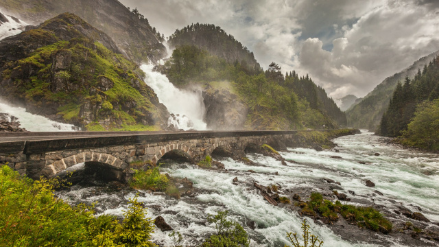 Låtefossen