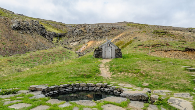 Guðrúnarlaug hot spring