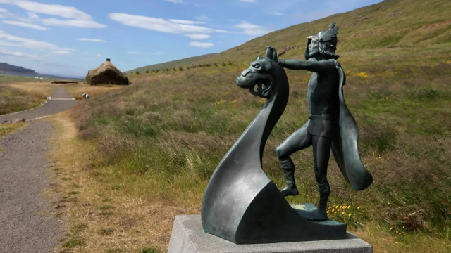 Eiríksstaðir - Viking Longhouse