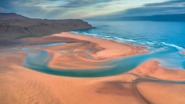 Red sand beach of Rauðisandur